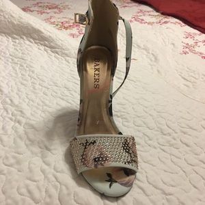 Women’s dress heels